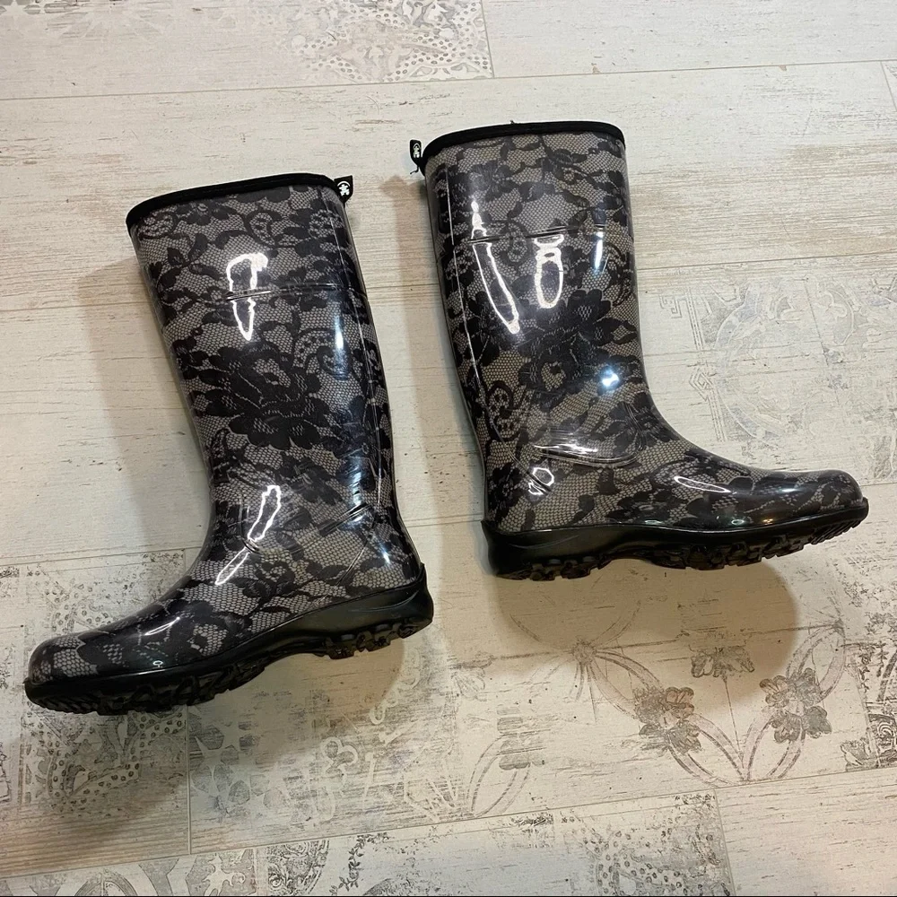 Kamik Black and White Lace Print Rain Boots